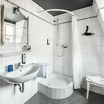 Otel Vier Jahreszeiten 3*