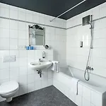 Vier Jahreszeiten Otel Würzburg