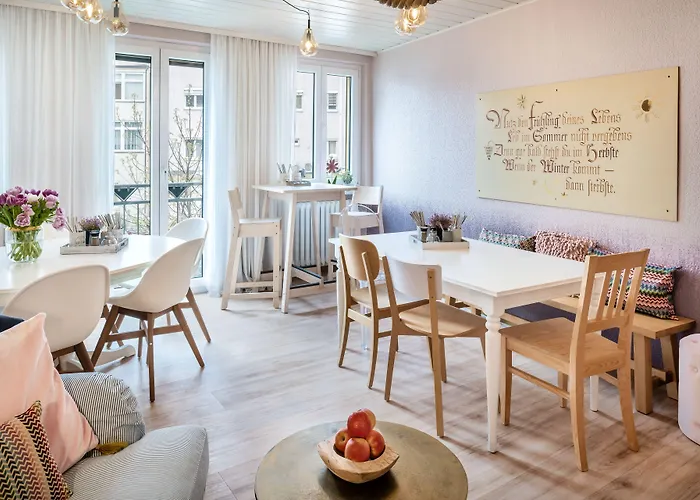 Vier Jahreszeiten Hotel